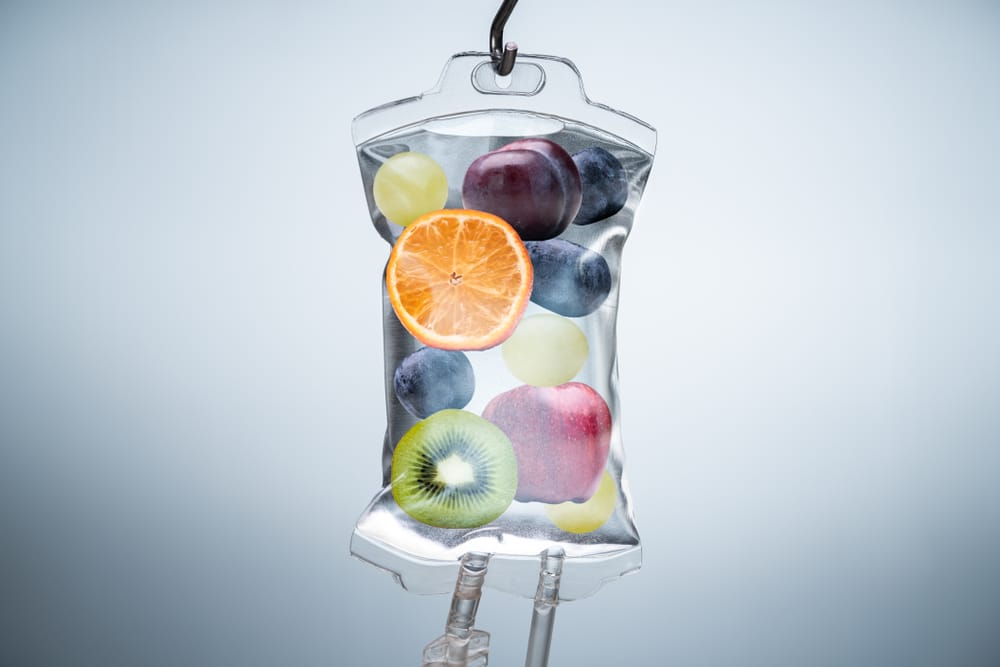 Close up,Of,A,Different,Fruit,Slices,Inside,Saline,Bag,Hanging